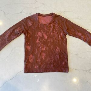 Lululemon Size 6 Swiftly Tech 2.0 Brown and Pink Long Sleeve (Race Length)